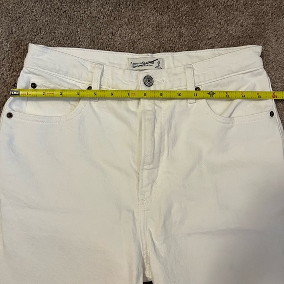Abercrombie & Fitch White Ultra High Rise Kick Flare Jeans - Picture 2 of 5